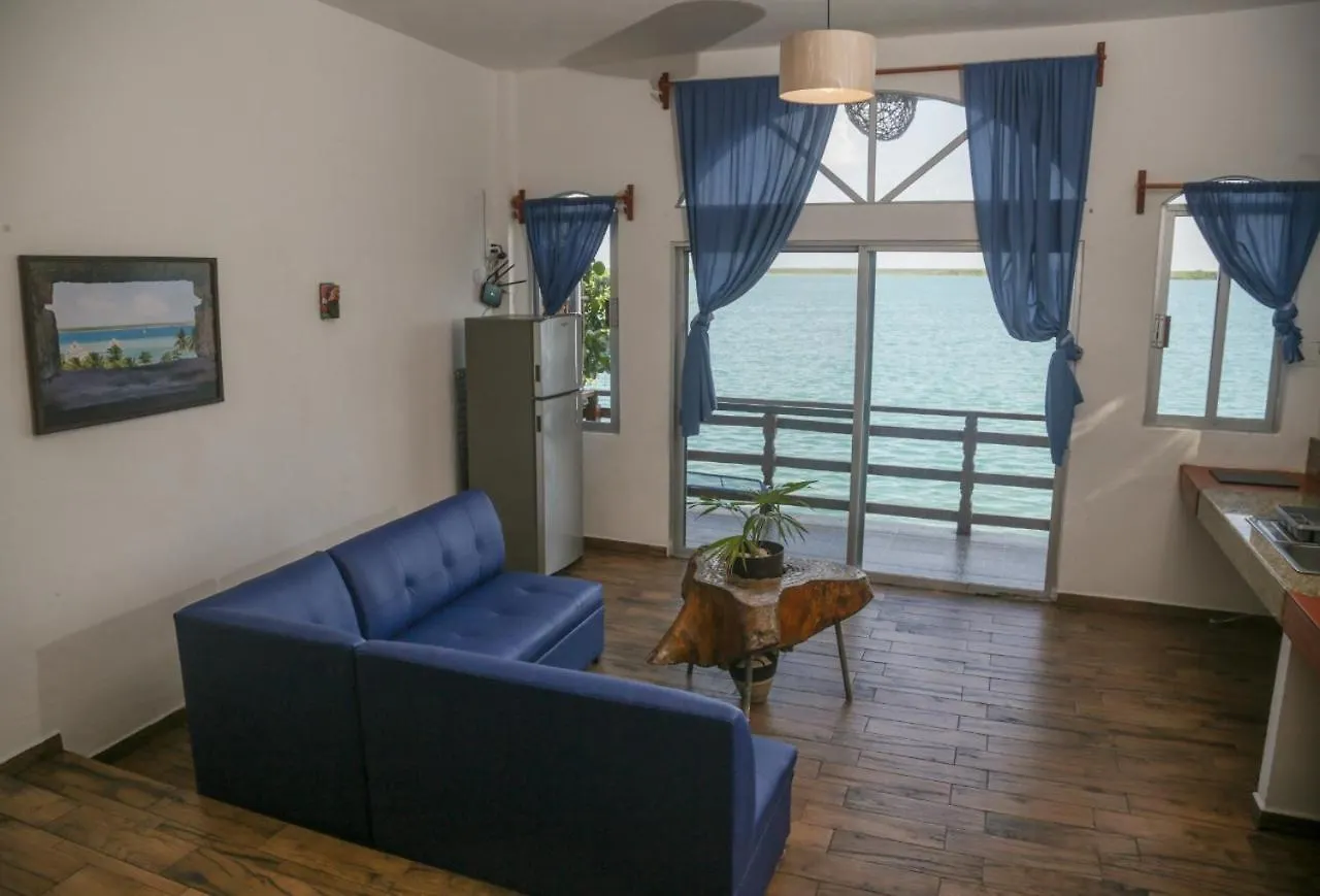Seven Blue House Village & Lodge Bacalar