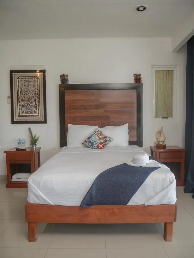 Lodge Seven Blue House Village&Lodge Bacalar