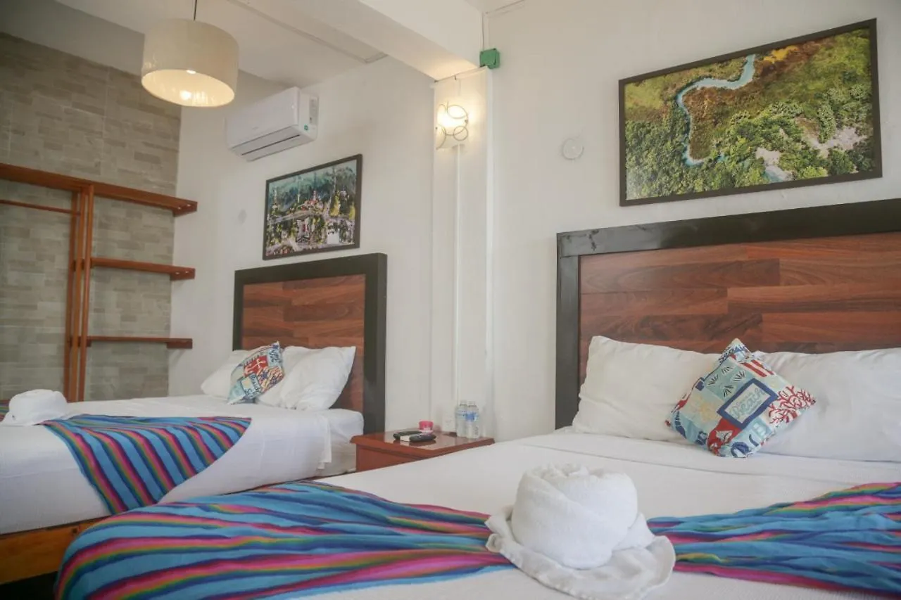 Seven Blue House Village&Lodge Bacalar 0*,  Mexico