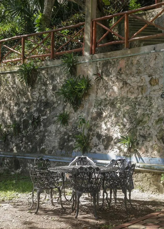 Seven Blue House Village & Lodge Bacalar