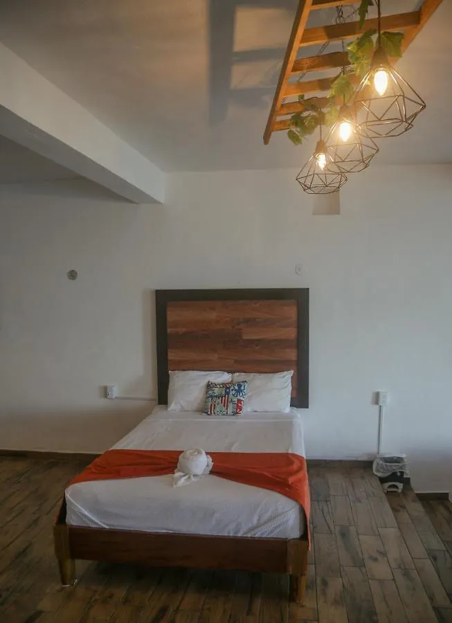 Seven Blue House Village & Lodge Bacalar