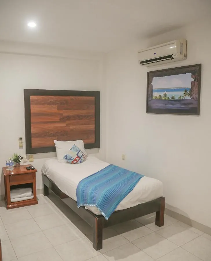 Seven Blue House Village & Lodge Bacalar
