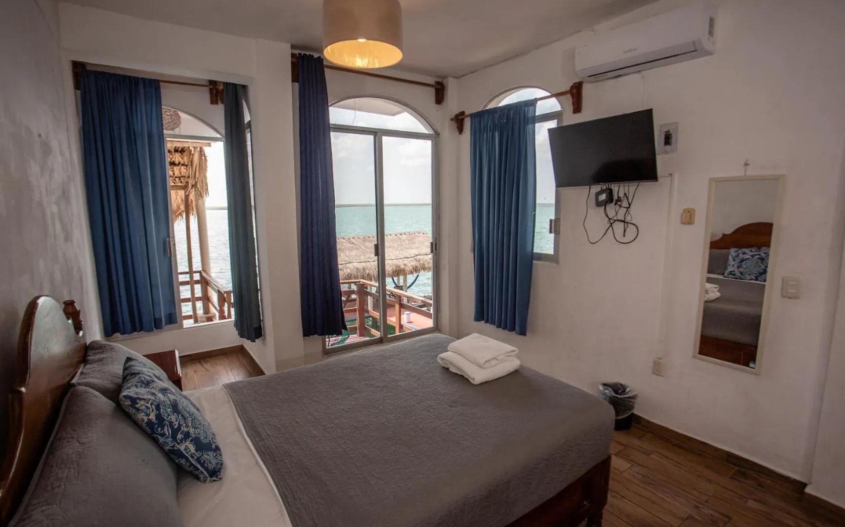 Seven Blue House Village & Lodge Bacalar 0*,