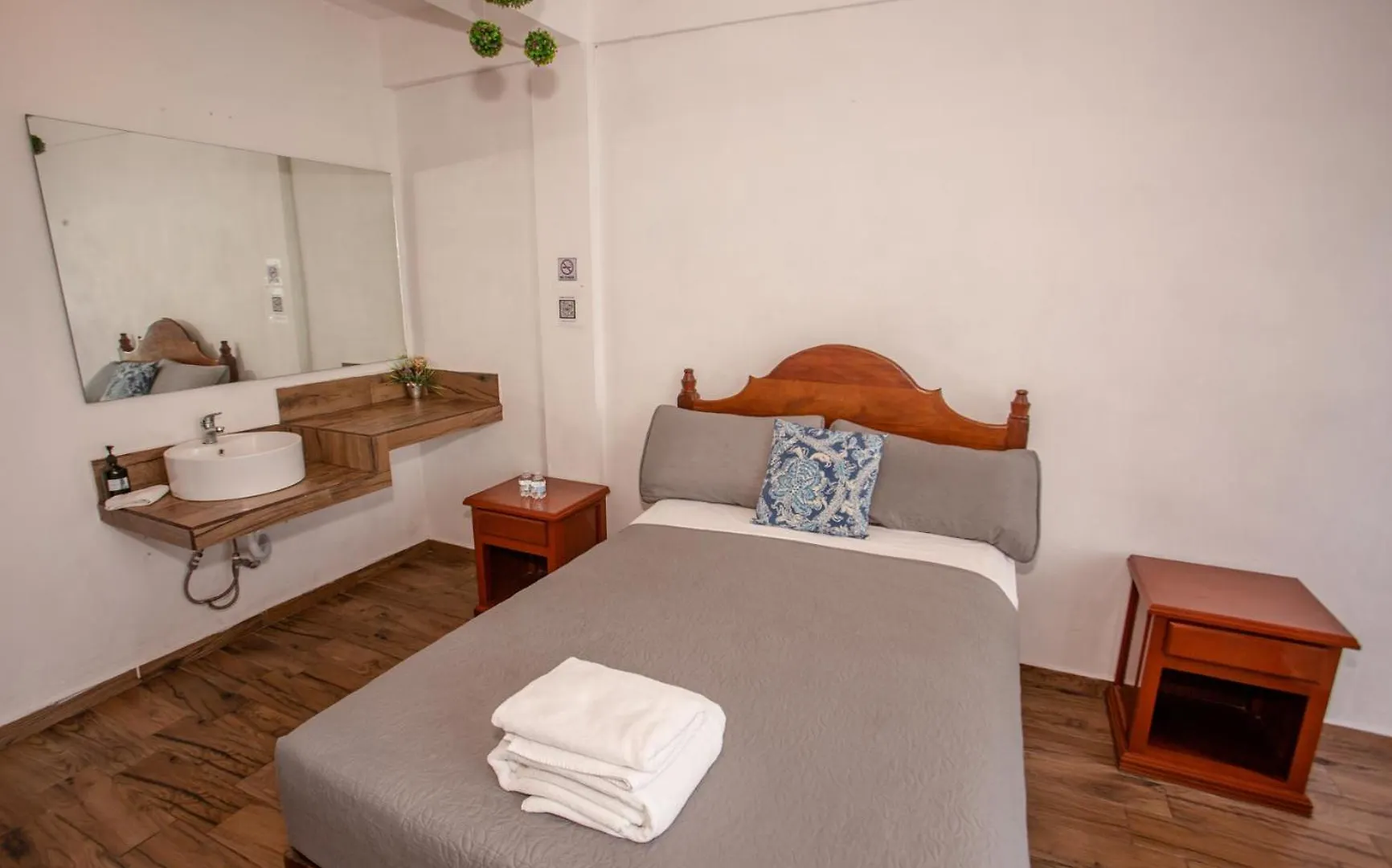 Seven Blue House Village & Lodge Bacalar